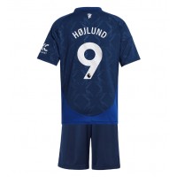 Dětský fotbalový dres Manchester United Rasmus Hojlund #9 2024-25 Venkovní Krátký Rukáv (+ trenýrky)